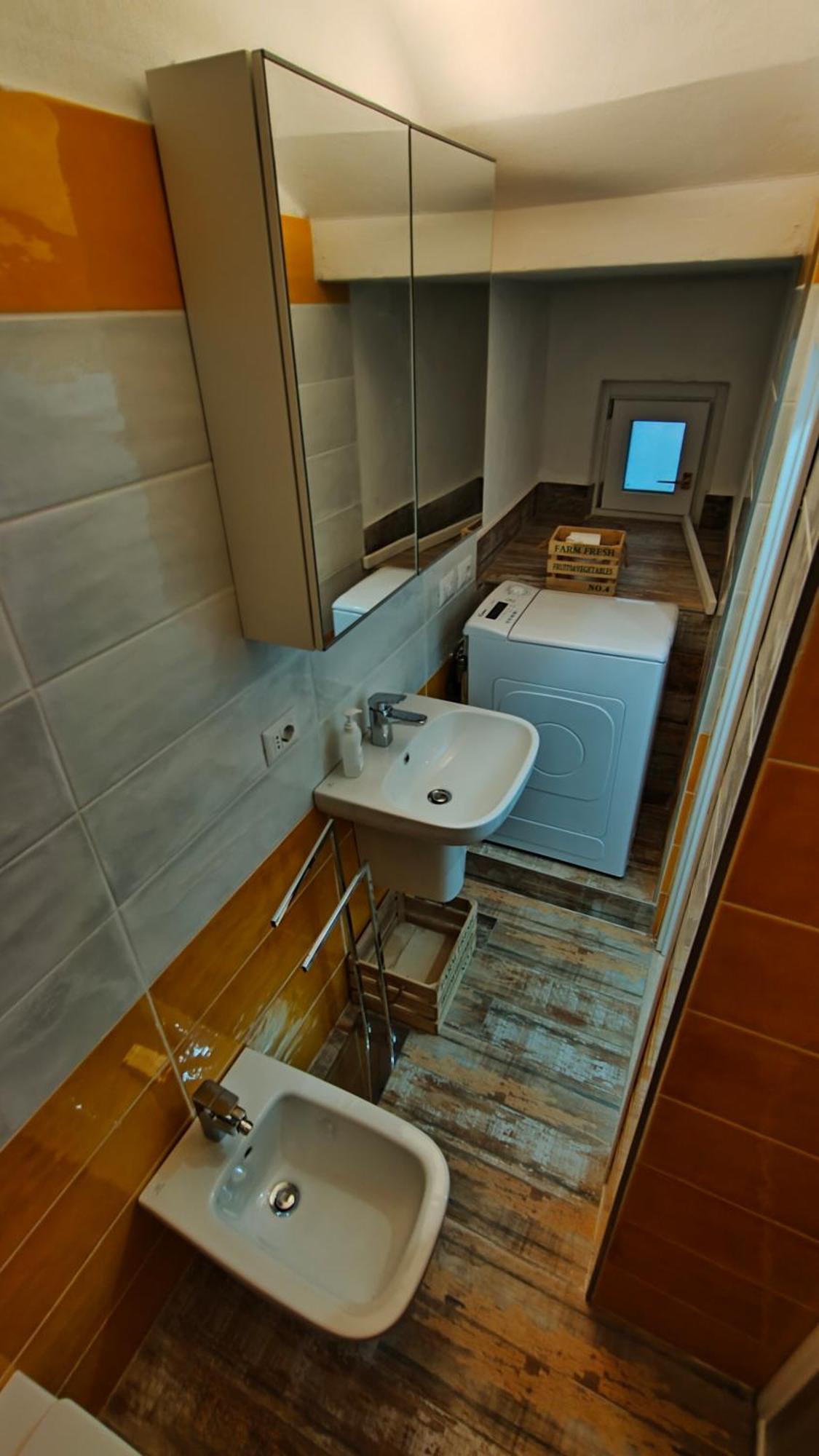Nelly Bergamo Apartments Екстер'єр фото